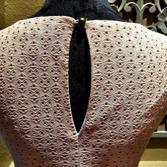 Speechless Pink Sleeveless S Tiered Babydoll Eyelet Dress Back Keyhole Detail - Picture 6 of 8